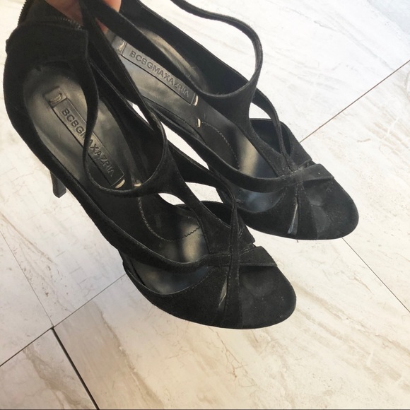 Black velvet BCBGMaxAzria stiletto pumps - Picture 3 of 8